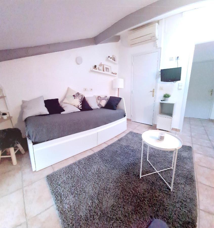 Nice : Studio Idealement Place En Centre Ville Apartman Kültér fotó